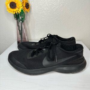 Women’s Nike Flex shoe